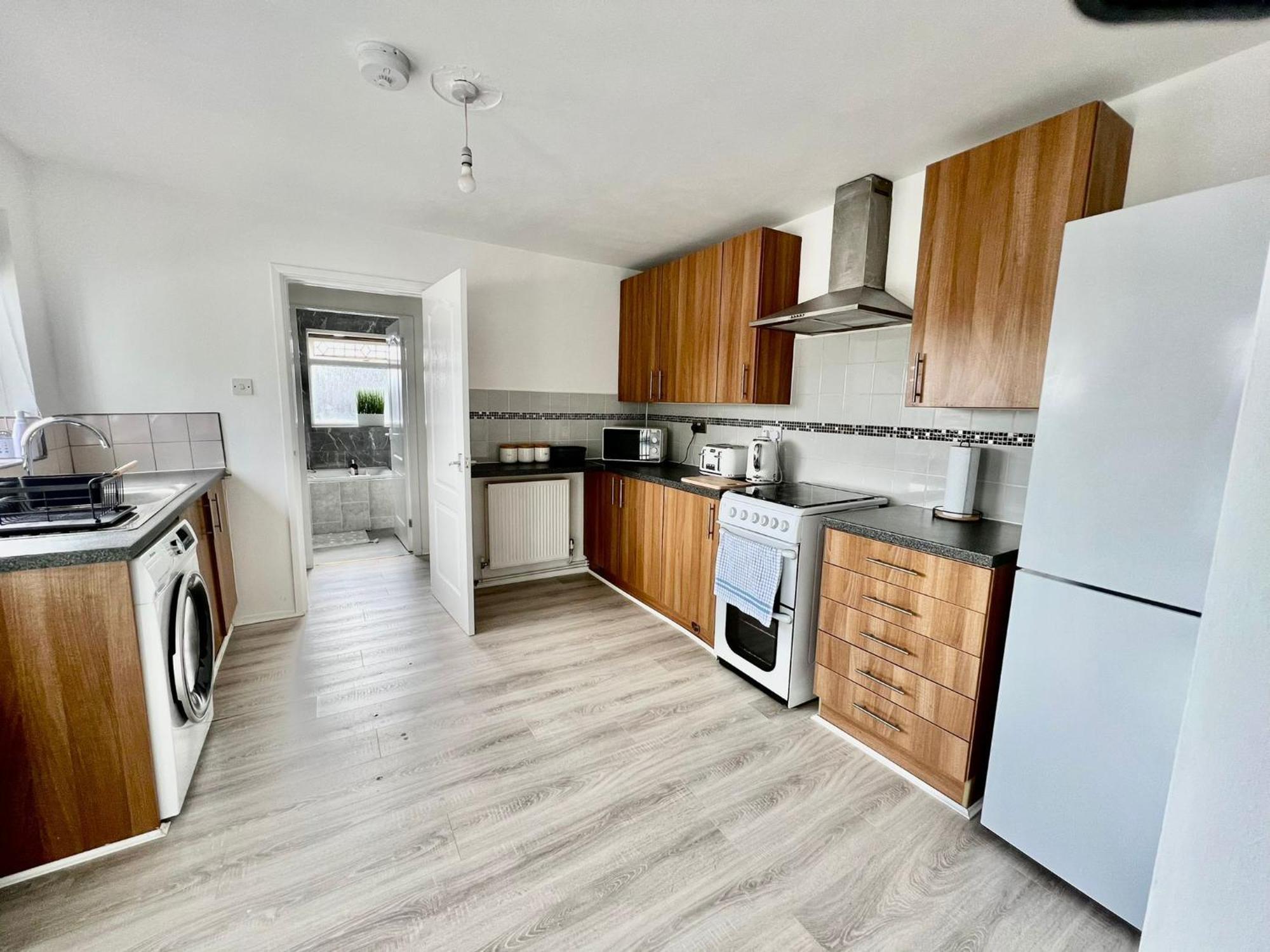 Executive 3 Bedroom Port Talbot Town Centre Margam Sleeps 7 Buitenkant foto